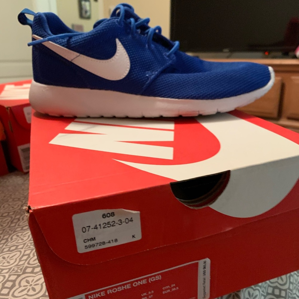 Grade School Kids Nike